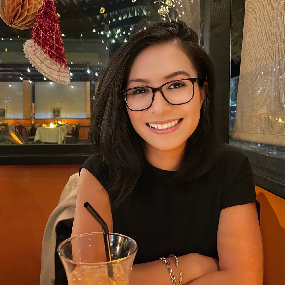 Meet your Posher, Stephanie